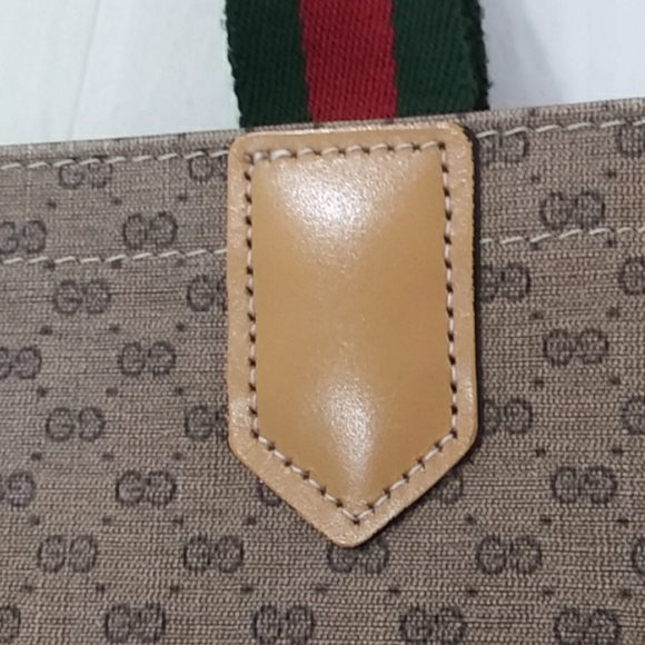 Vintage GUCCI Tote - Picture 4 of 7